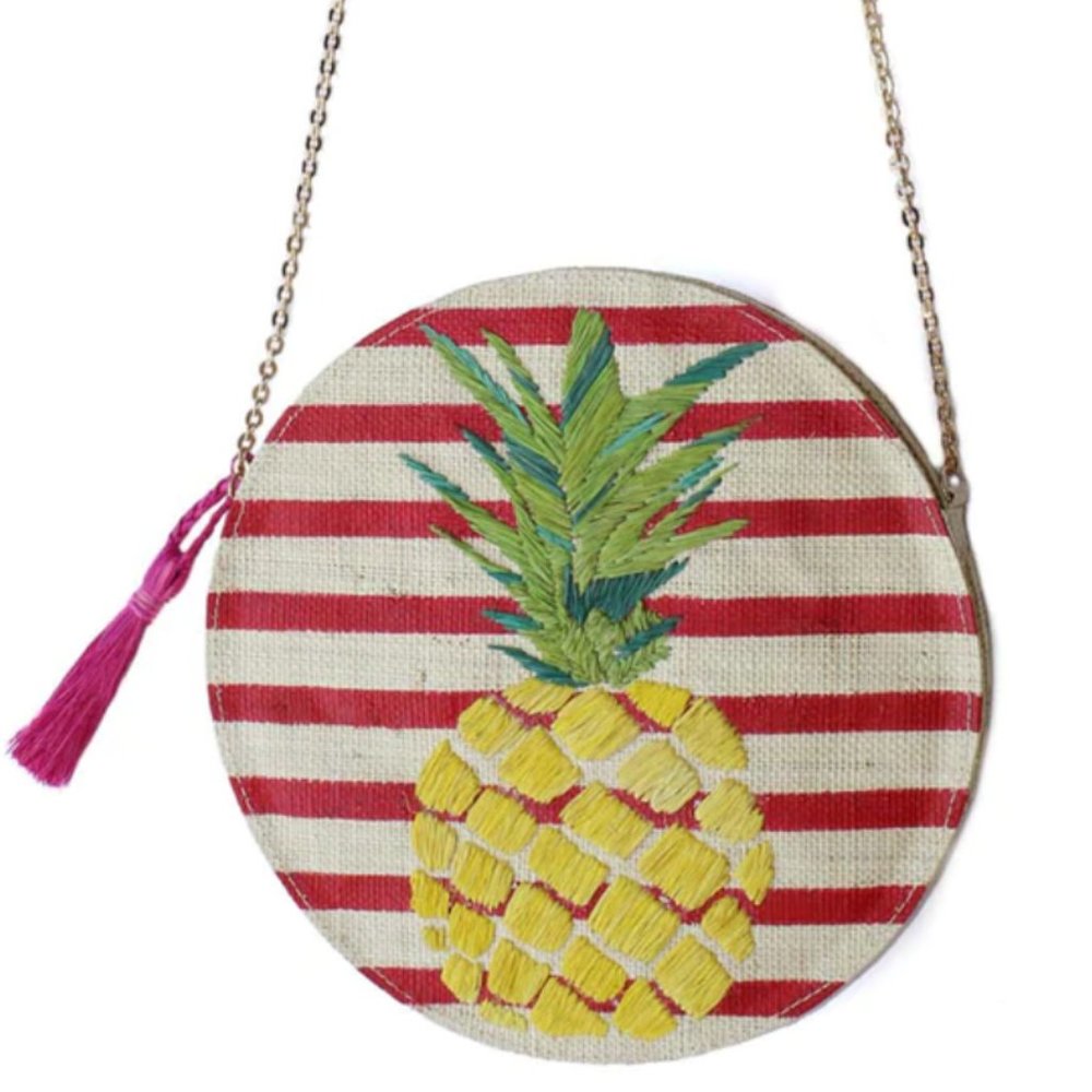 Kayu pineapple purse